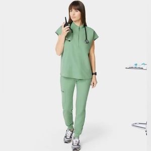 Figs Scrubs set, limited edition Jade (photo DIFFERENT set, just for color)